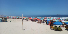 Leblon beach